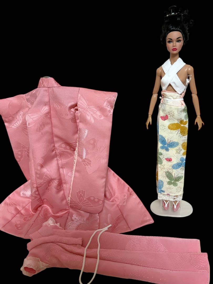 ポピーパーカー、ファッションロイヤリティ バービーピンク無垢着物ウエディング