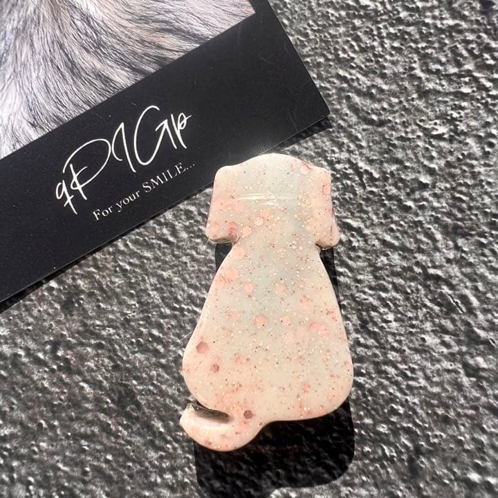 ‪ꫛꫀꪝ【No.221】犬～楽しいワルツ～ キーホルダー チャーム キラキラ