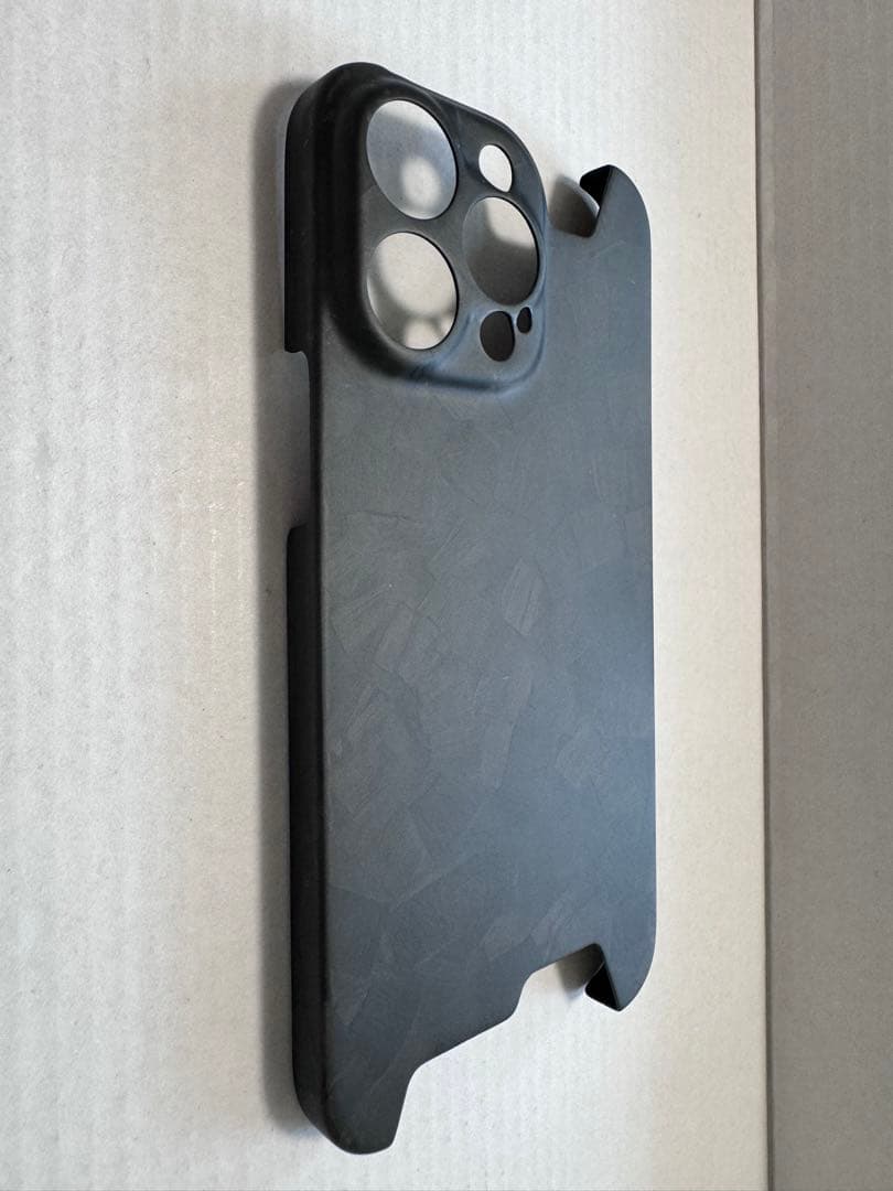 iPhone15promax カーボンケース
