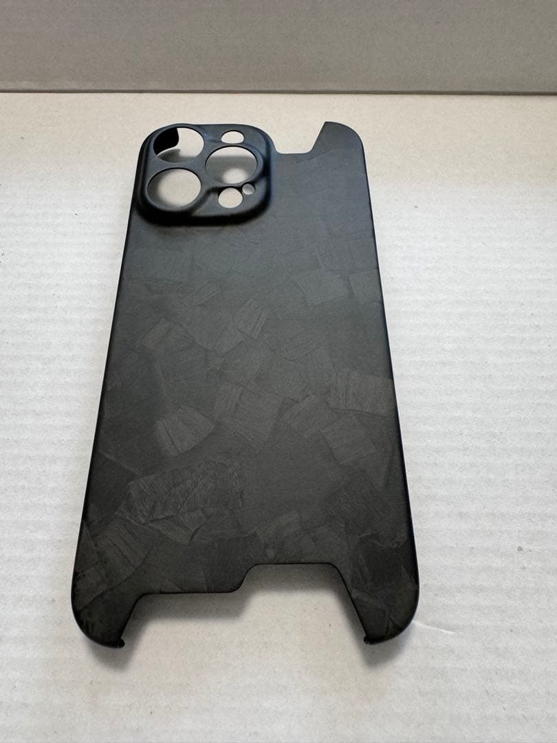 iPhone15promax カーボンケース