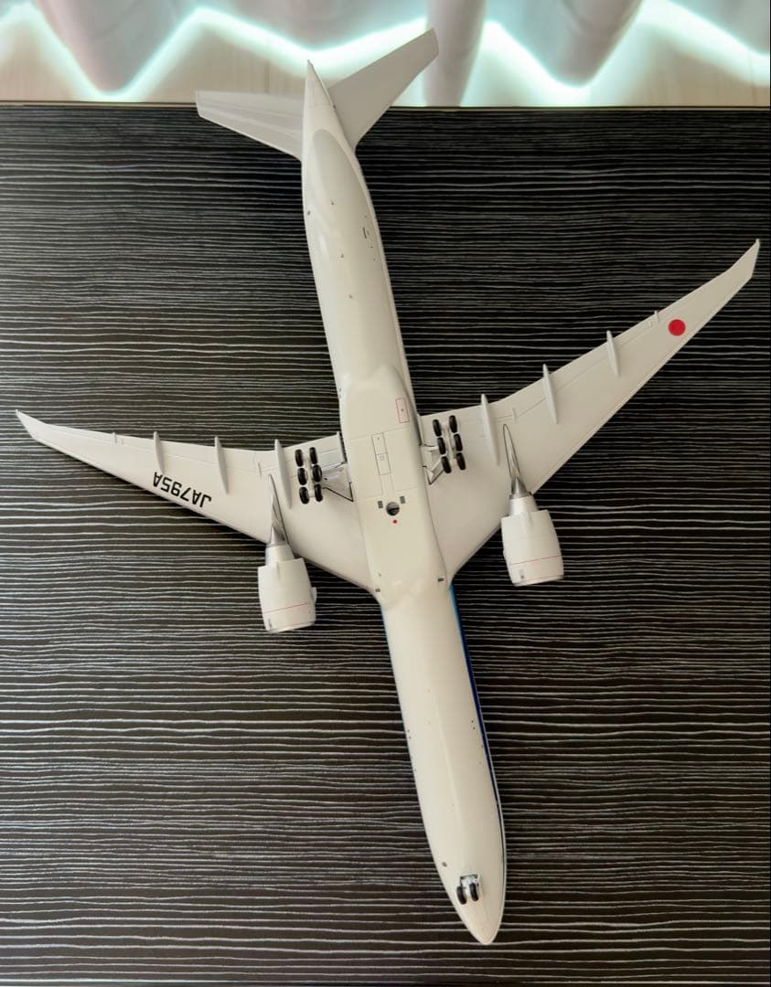 【新品】JC 1/200 全日空 ANA B777-300ER JA795A