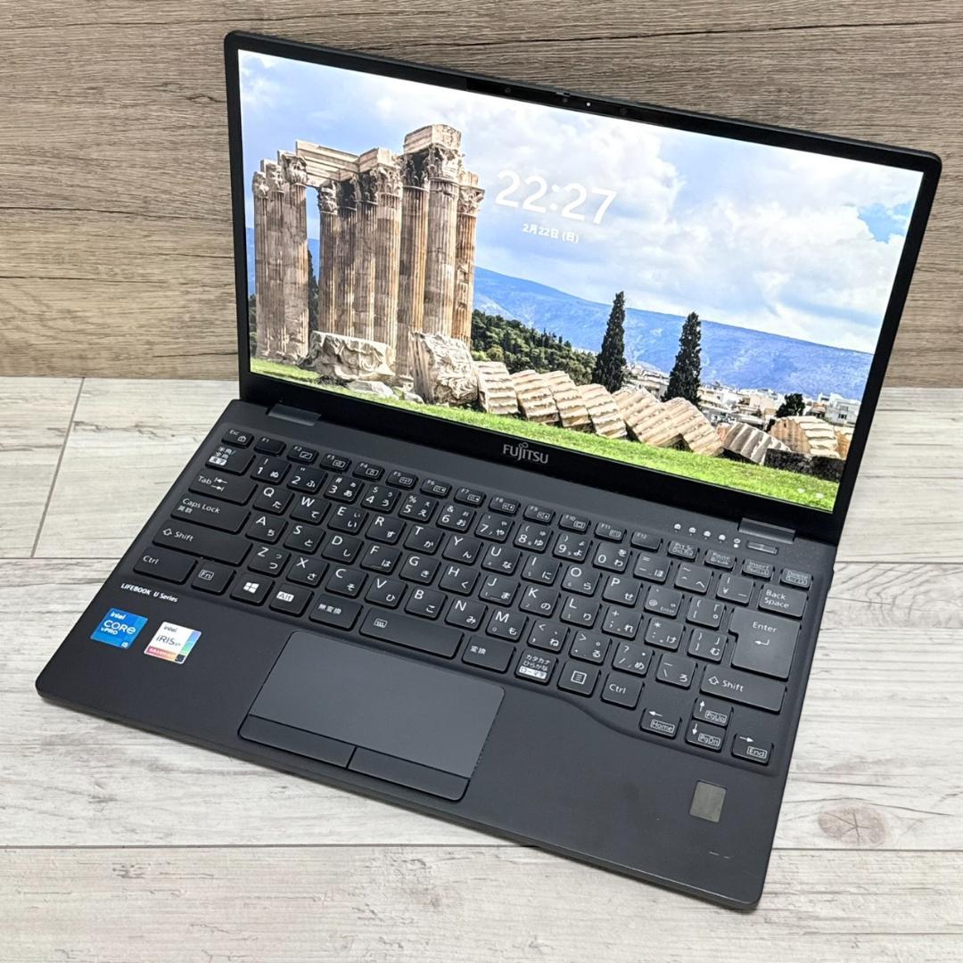 軽量！ LIFEBOOK U9311/F LTE 11世代 i5 8G 256G