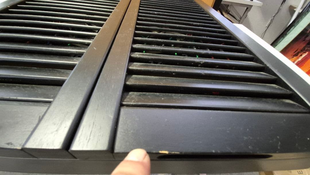 【値下げ】業務使用電子ダーツ ボード観音開き木枠扉 ダーツ12本付き