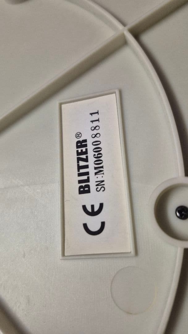 【値下げ】業務使用電子ダーツ ボード観音開き木枠扉 ダーツ12本付き