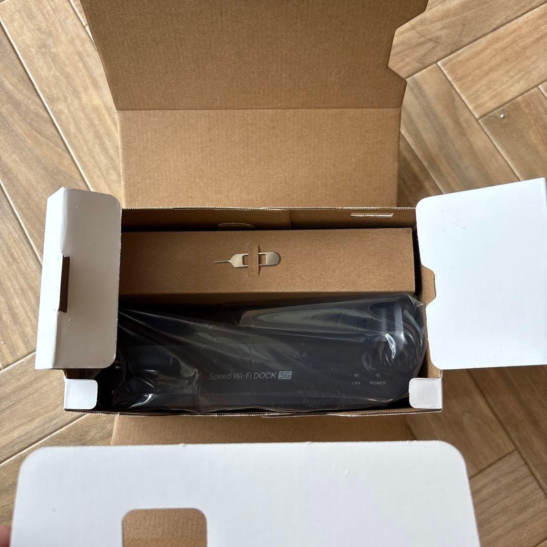 新品未使用　Speed Wi-Fi DOCK 5G 01 通電確認のみ