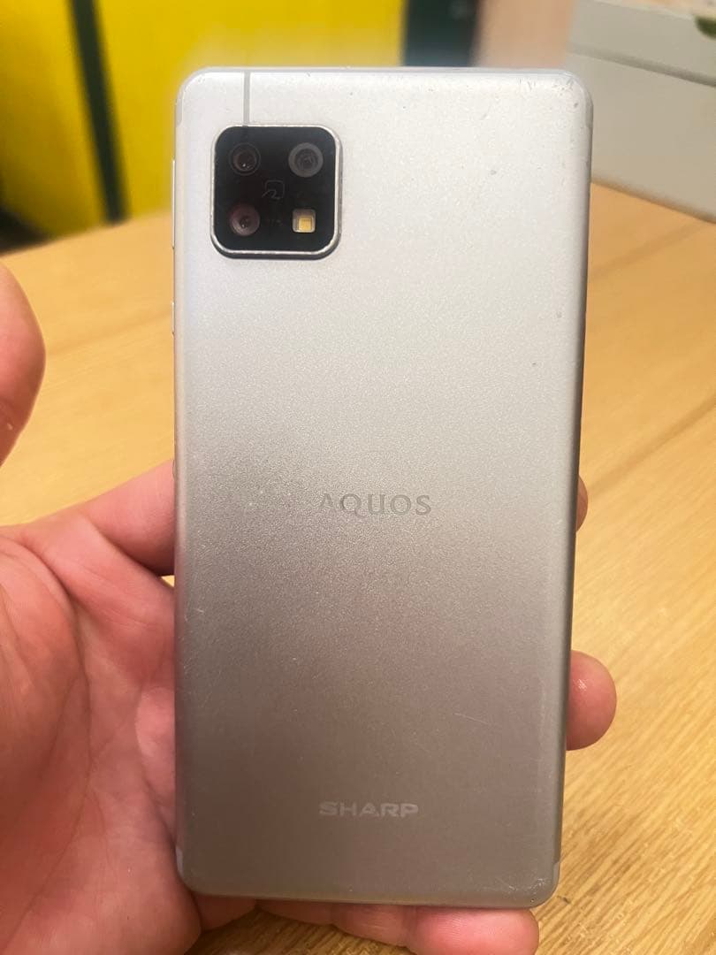 AQUOS sense4 64GB Android 11 本体SIMフリー