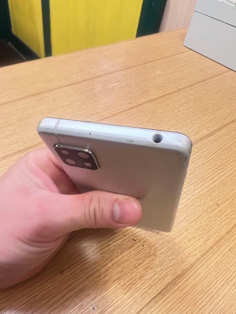 AQUOS sense4 64GB Android 11 本体SIMフリー