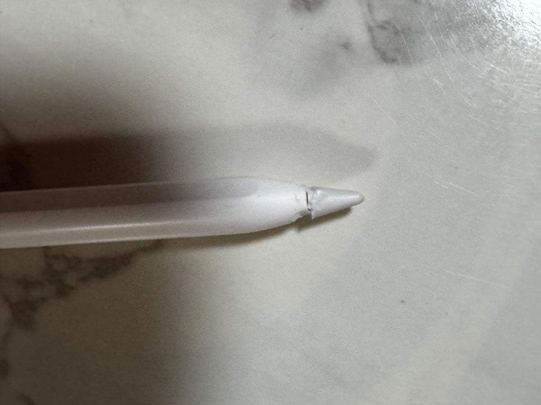 【動作OK】Apple Pencil Pro ジャンク品（割れ・噛み跡あり）