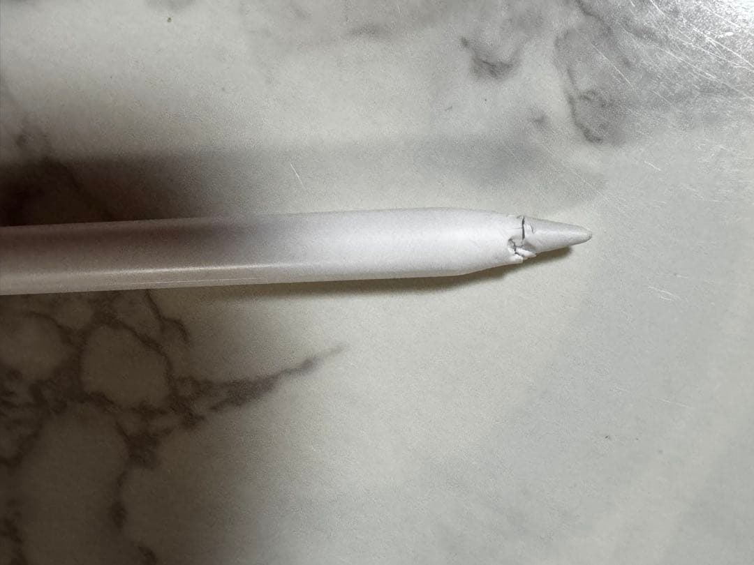 【動作OK】Apple Pencil Pro ジャンク品（割れ・噛み跡あり）
