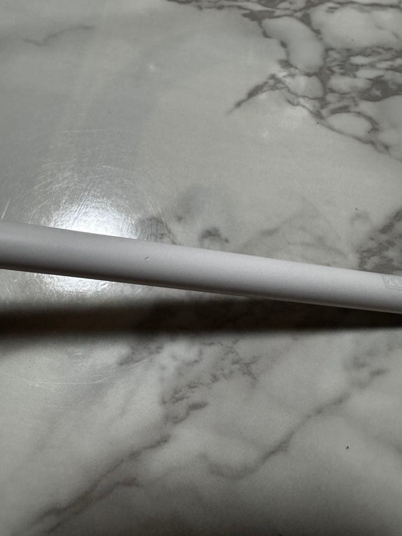 【動作OK】Apple Pencil Pro ジャンク品（割れ・噛み跡あり）