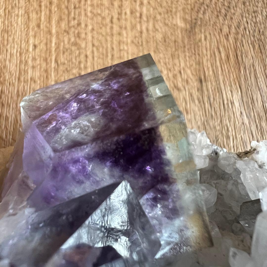 ＊ フローライト 水晶 鉱物 標本 原石 178グラム がくあじさい