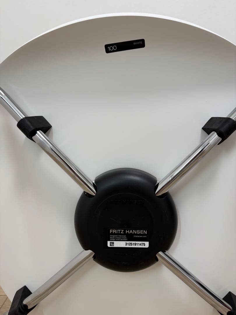 【最終値下げ】フリッツハンセン セブンチェア　ホワイト2つセット