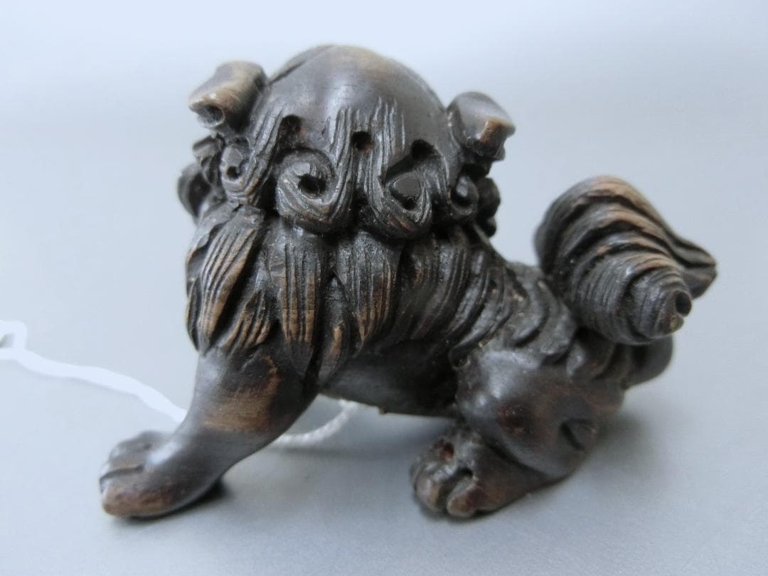 ★大人気★【根付　獅子　木彫・45・提げ物　骨董】★美術工芸 芸術作品　紐止め