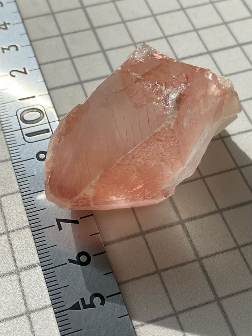 ピンクレムリアン　ドリームシルクレムリアンシード　天然石