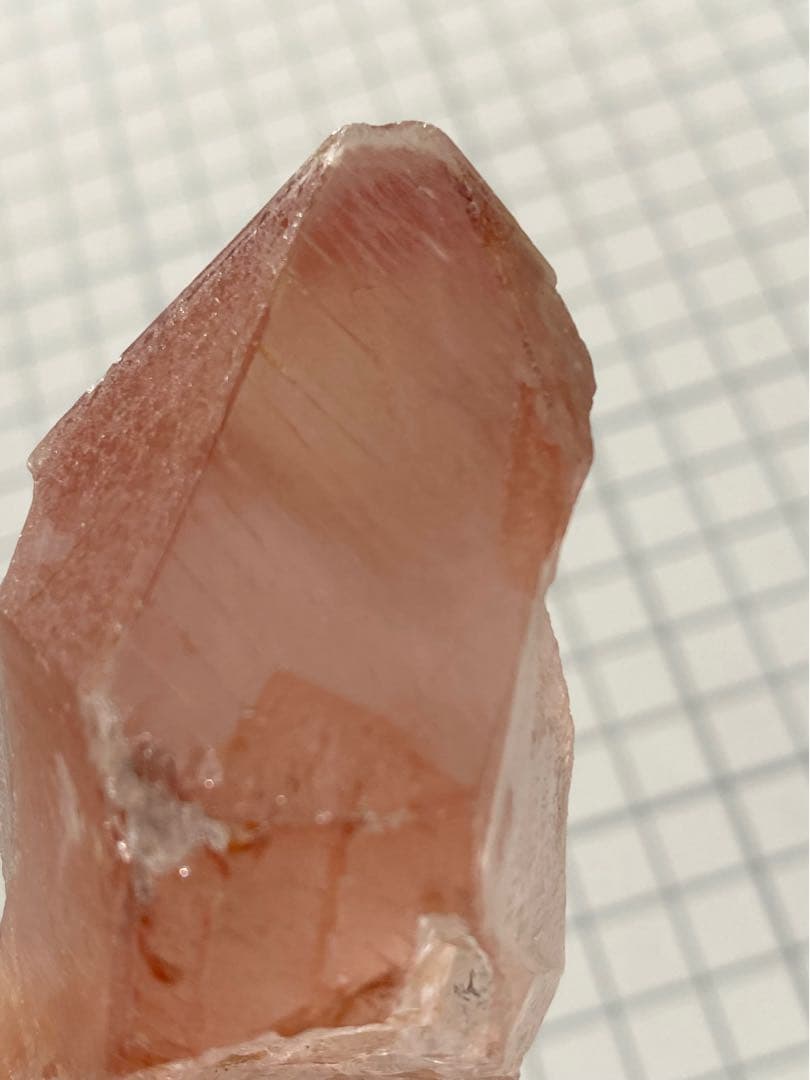 ピンクレムリアン　ドリームシルクレムリアンシード　天然石