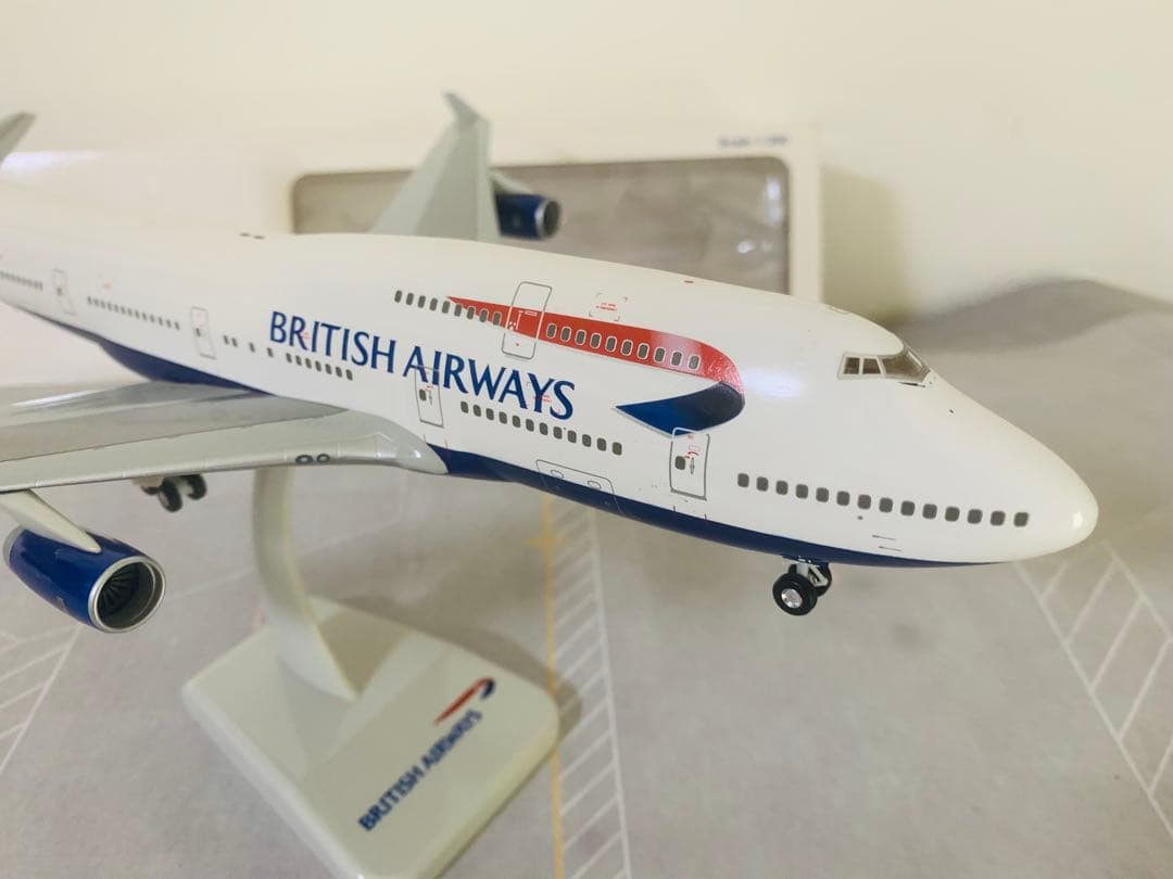 ホーガン製１／２００英國航空Ｂ７４７－４００プラスティック製スナップフィット