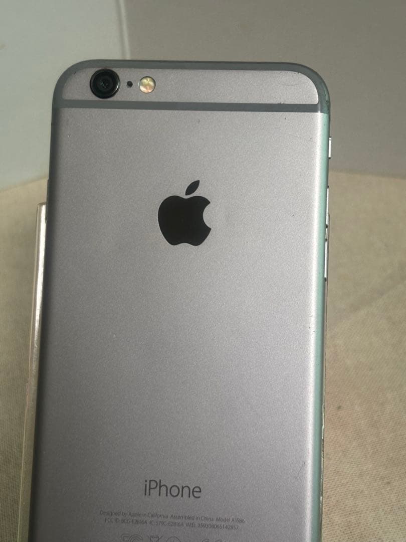 Apple iPhone6 128GB SoftBank バッテリー新品交換済み