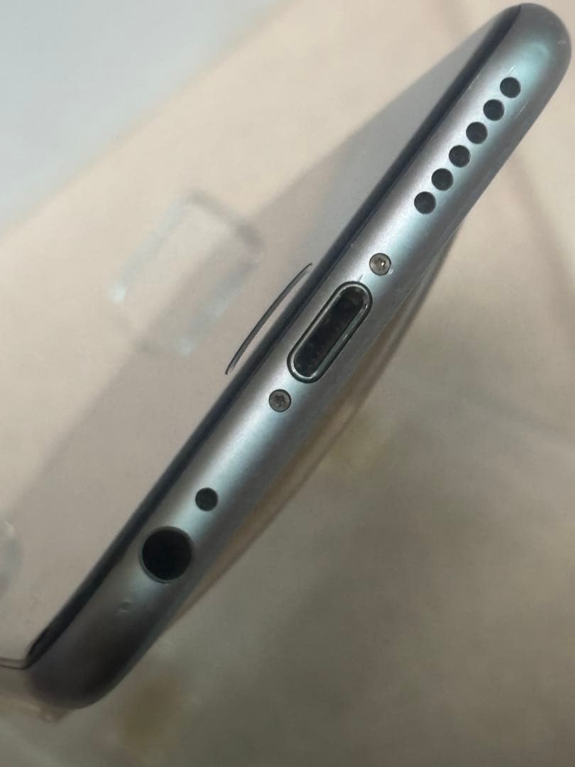 Apple iPhone6 128GB SoftBank バッテリー新品交換済み