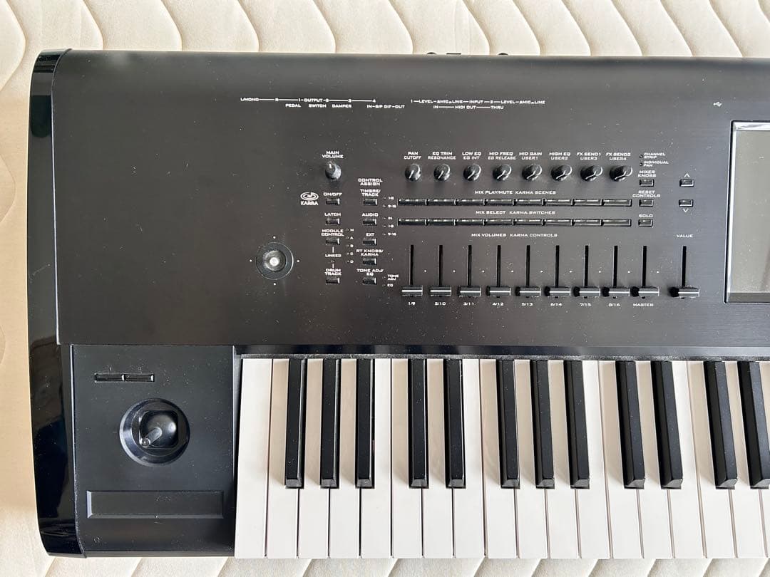 ※都内で手渡し限定※ KORG KRONOS73