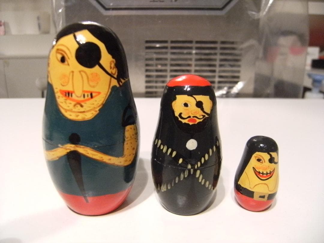 ロシア製品★ハンドメイド パイレーツ バイキング 海賊 マトリョーシカ 人形