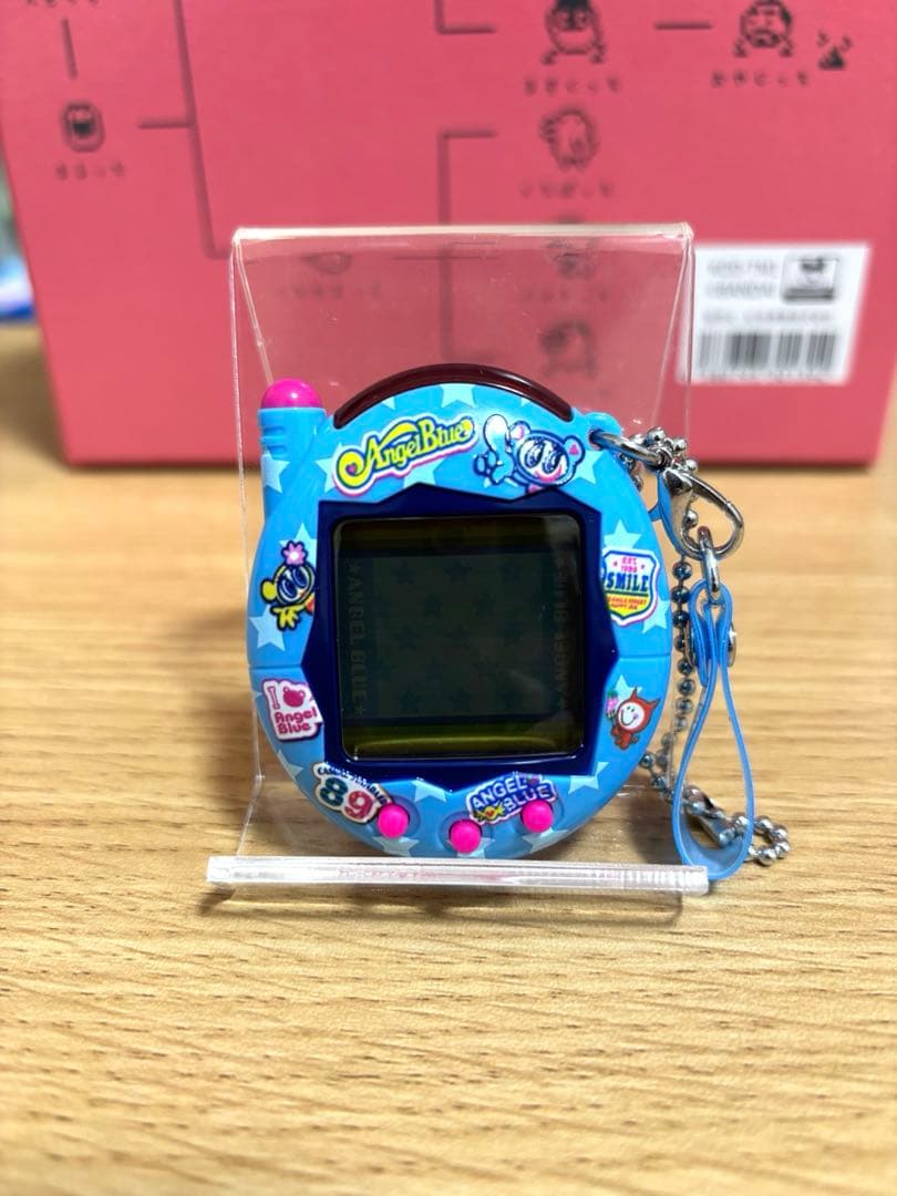 【未使用品】たまごっち コネクション エンジェルブルー　ケース、電池付き