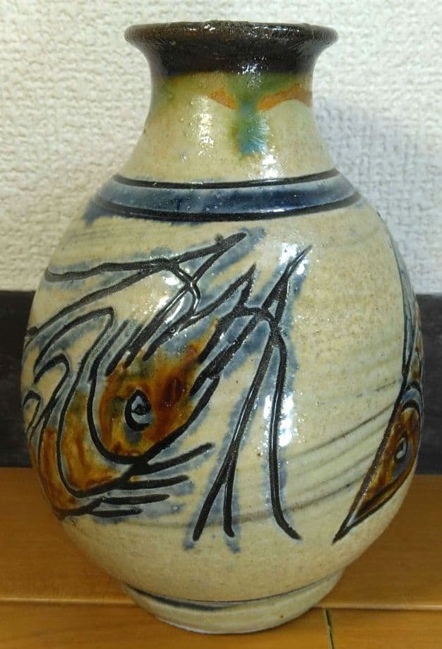 人間国宝 金城次郎 海老魚紋花瓶 栞 共箱 壺屋焼 壷屋焼 やちむん 上作花瓶