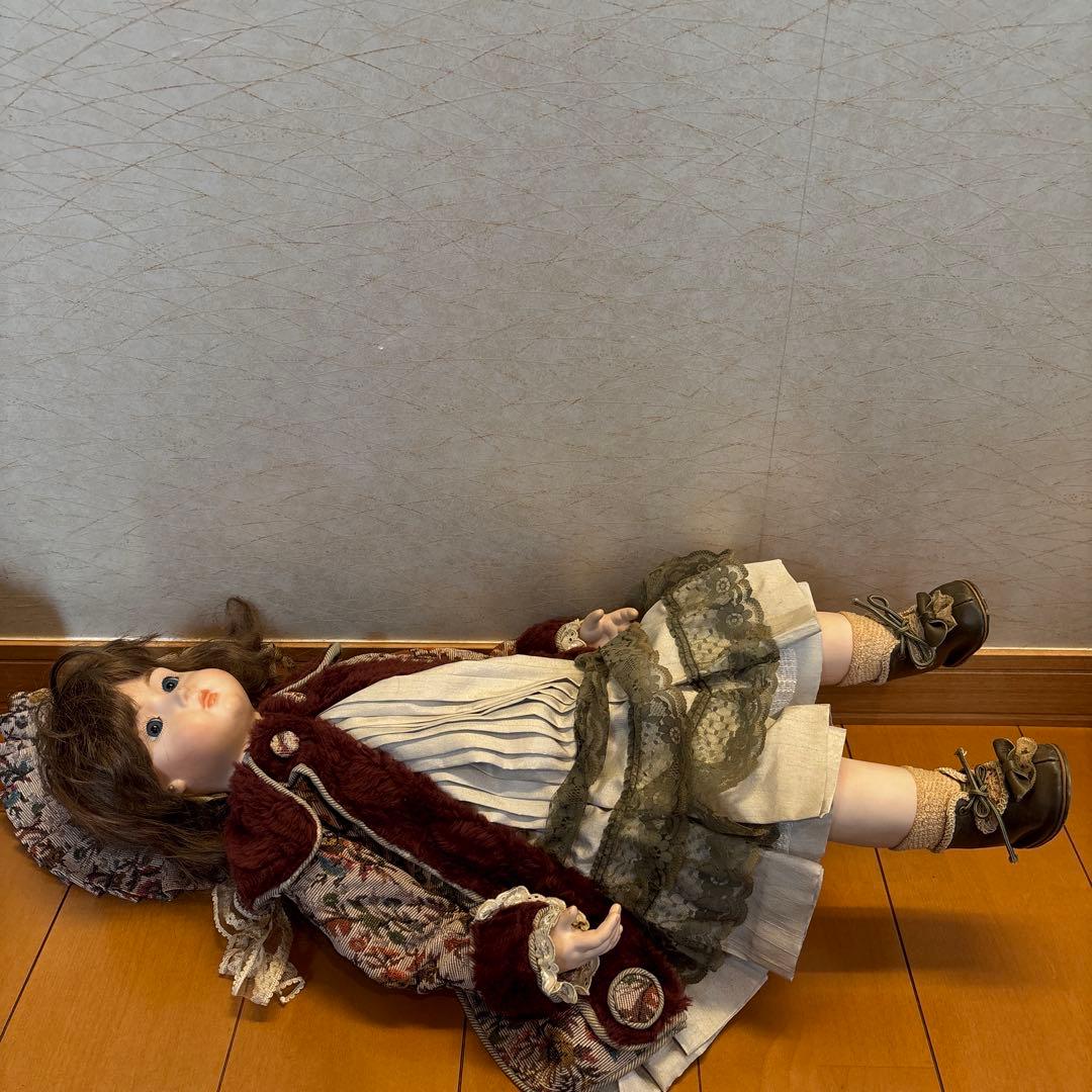ビスクドール　アンティーク人形