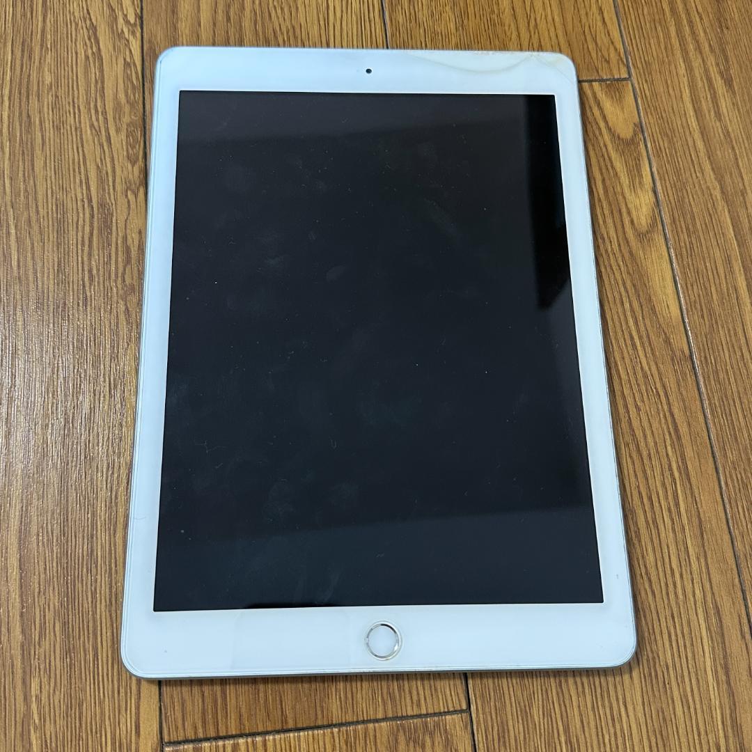 iPad本体（第6世代）32GB