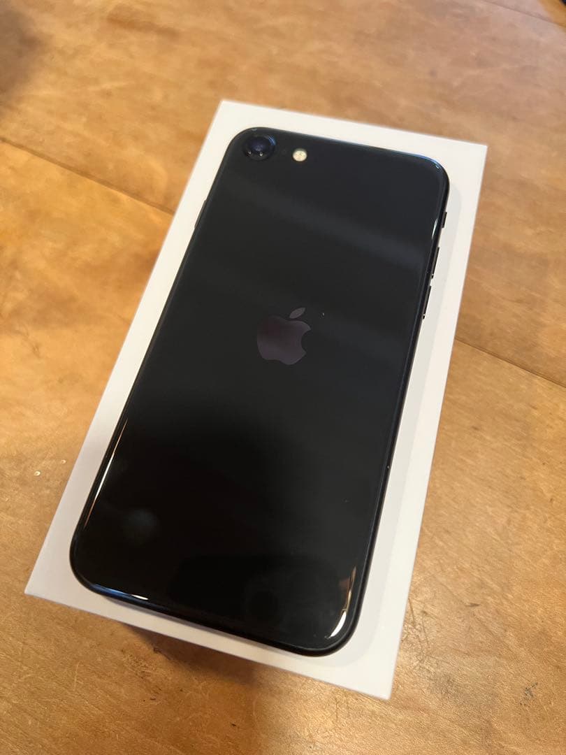 iPhoneSE 第2世代 64GB ブラック SIMフリー