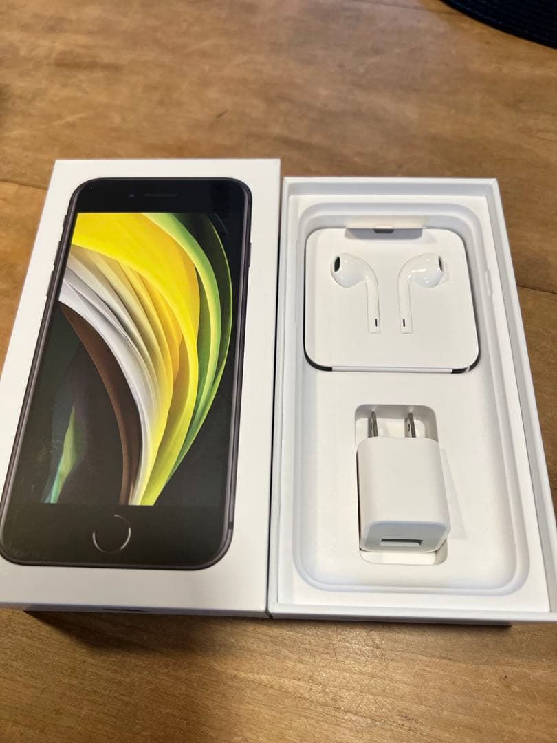 iPhoneSE 第2世代 64GB ブラック SIMフリー