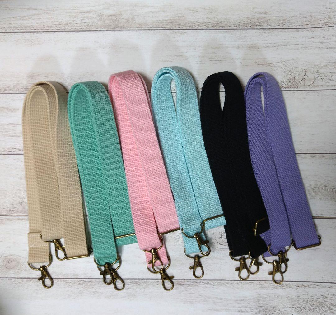 581  ペットボトルカバー　保温・保冷　   お花  フラワー　ブルー系