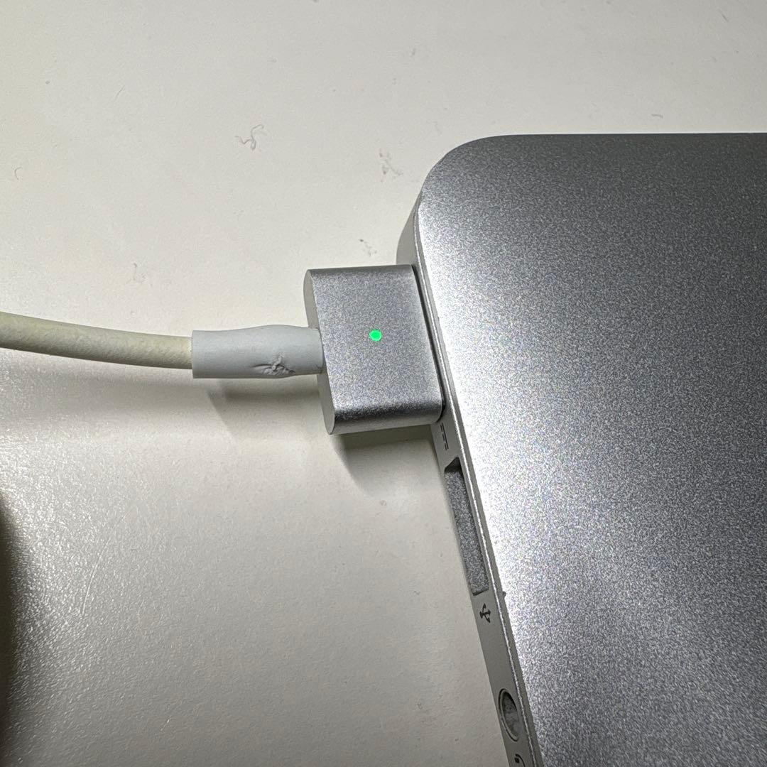 Macbook air 11インチ最終モデル (2015-Early) 美品