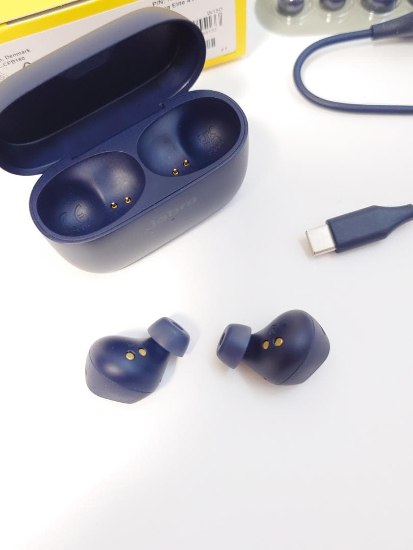 Jabra Elite 4 Active ワイヤレスイヤホン 中古