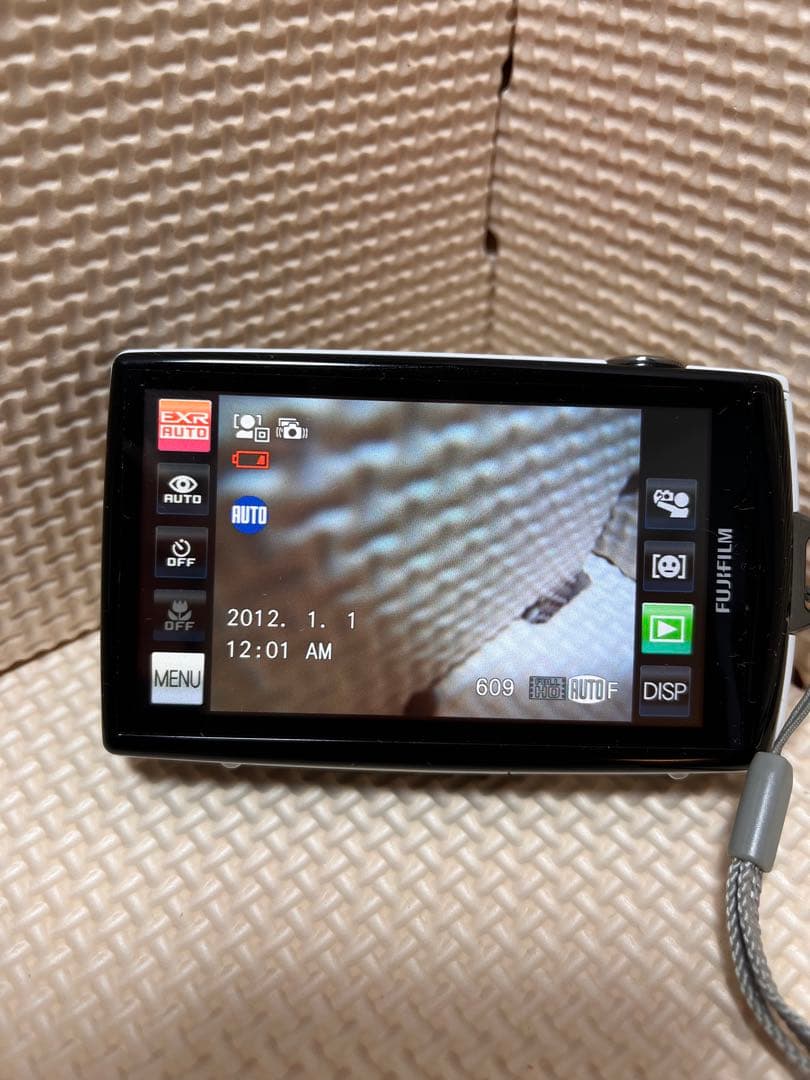 デジカメ富士フィルム FINEPIX Z1000EXR 美品SD付