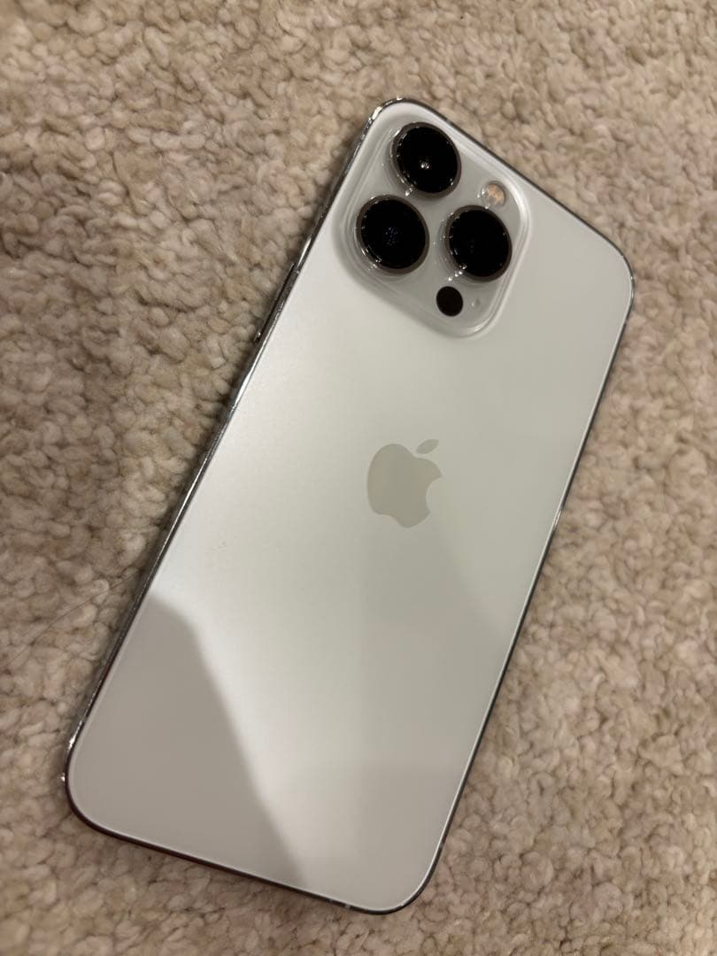 iPhone 13 Pro シルバーホワイト