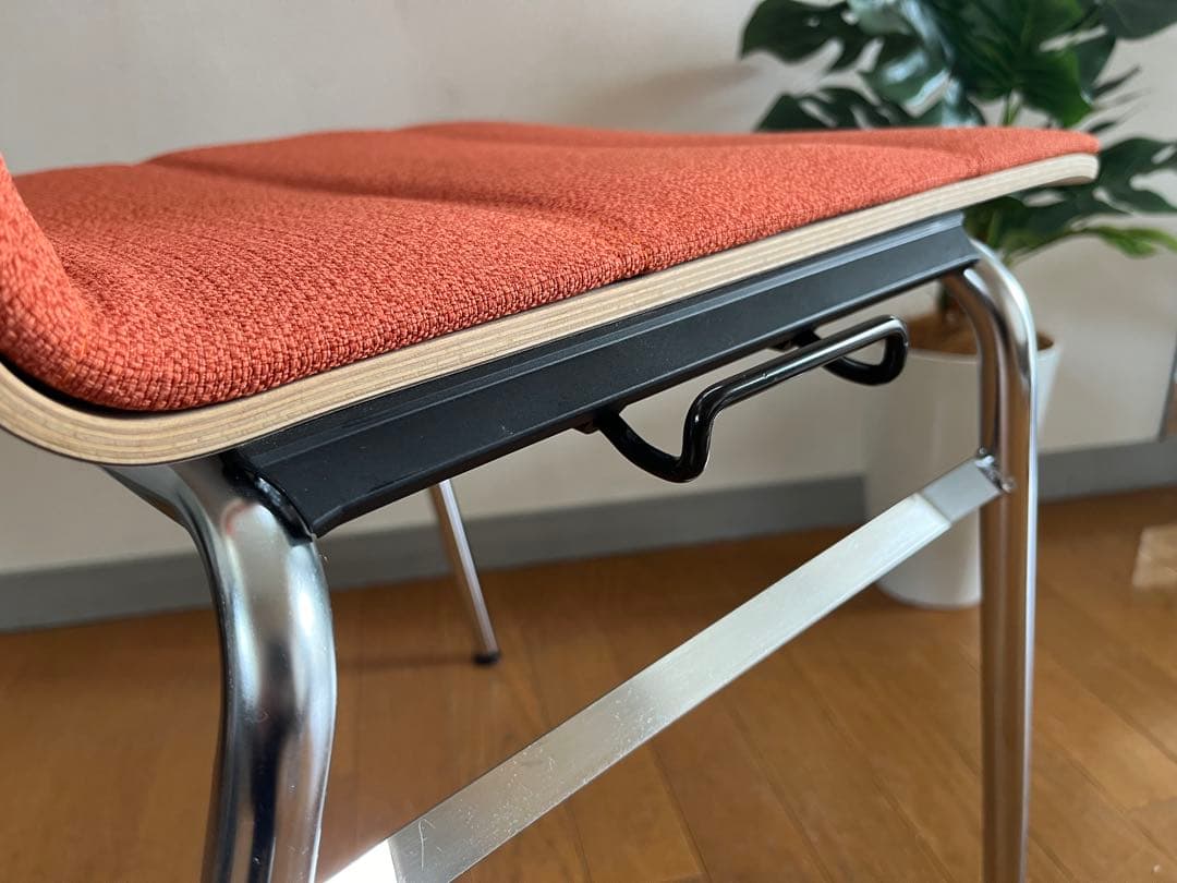 ドイツ　ウィスナーハーガー シンピュア　チェア　③ オカムラ　10万　モダン