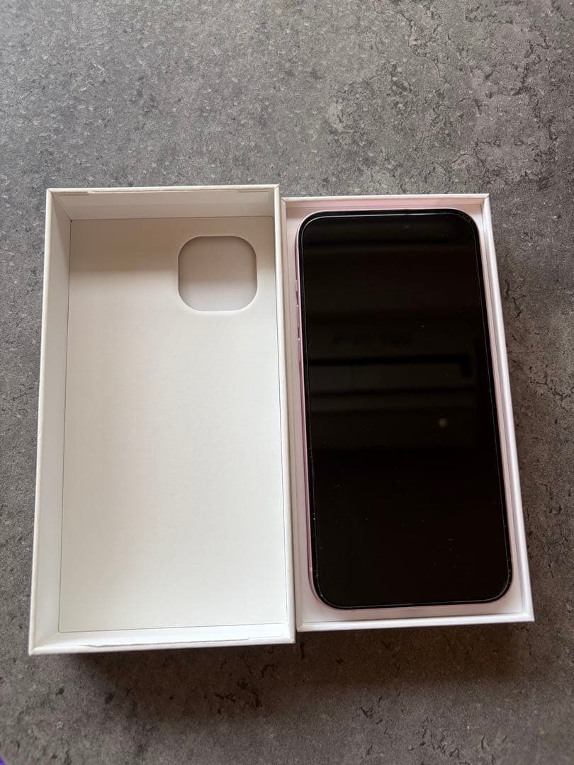 Apple iPhone 15 plus ピンク本体箱付256GB SIMフリー