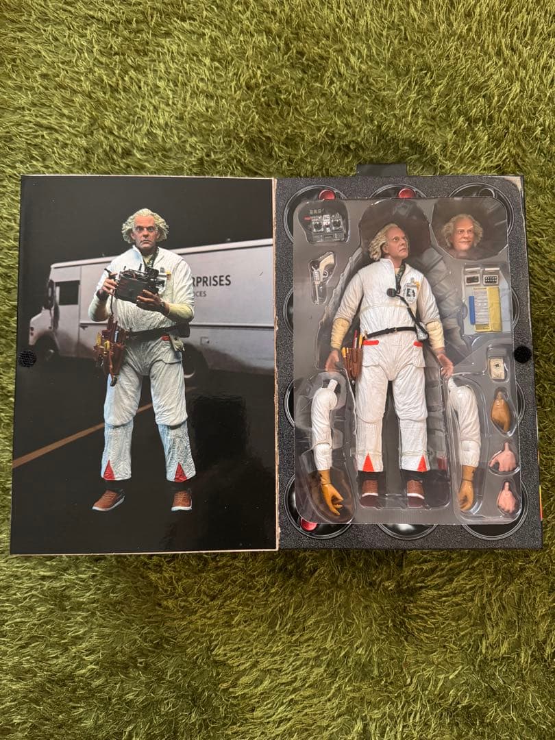 ネカ　バックトゥザフューチャー　ドク　ブラウン　1985ver