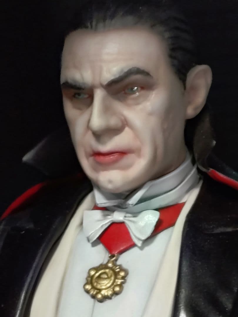 エクスプラス ドラキュラ 1/8スケール 　プラスチックモデルキット完成品