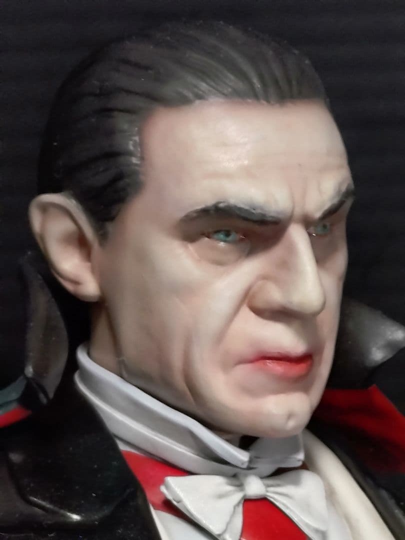 エクスプラス ドラキュラ 1/8スケール 　プラスチックモデルキット完成品