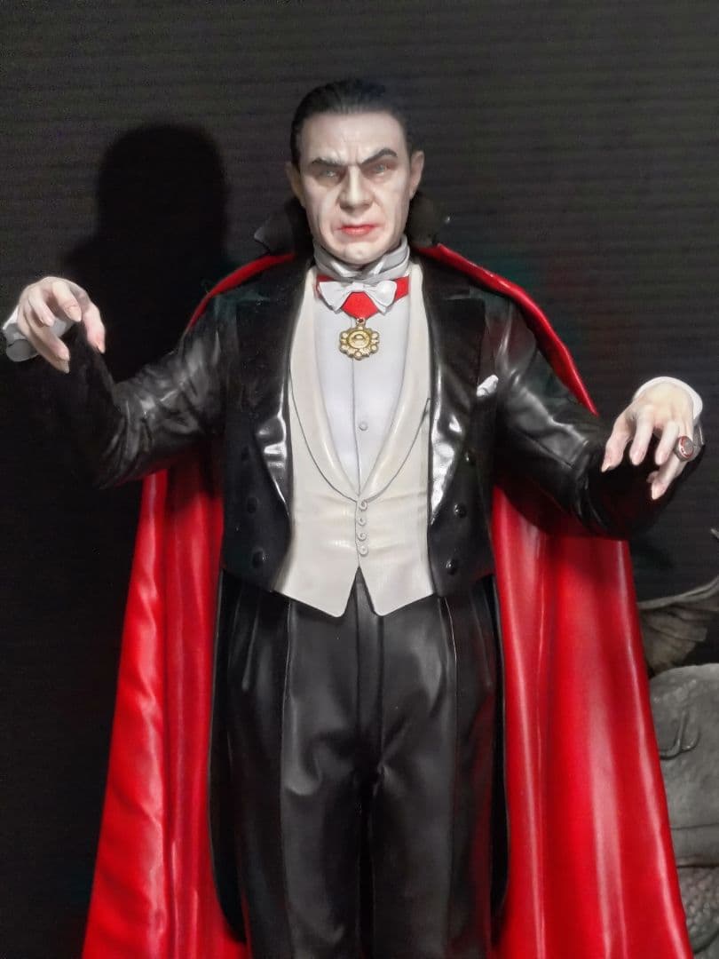 エクスプラス ドラキュラ 1/8スケール 　プラスチックモデルキット完成品