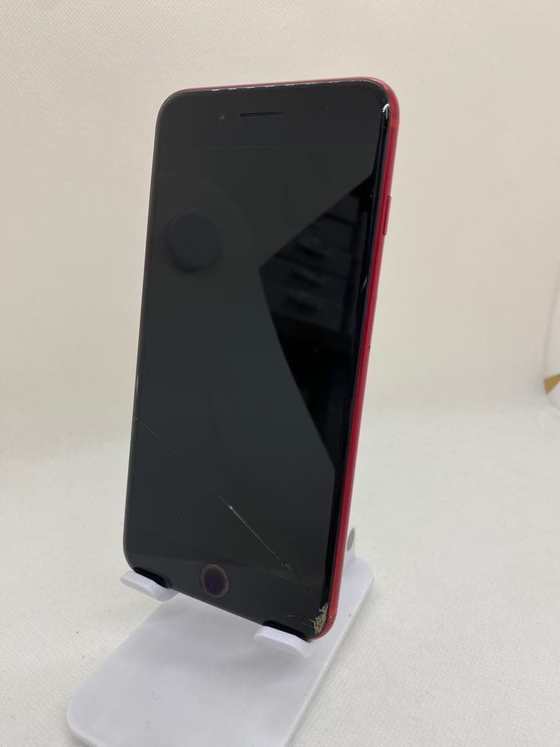 ジャンク品iPhone 8 Plus 64GB SIMフリー　94102