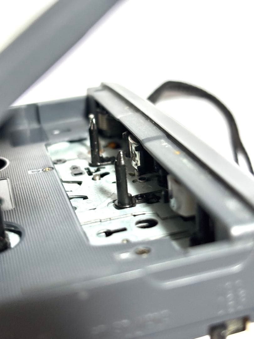 SONY ラジオ録音機能付き カセットウォークマン WM-GX202 整備品　白