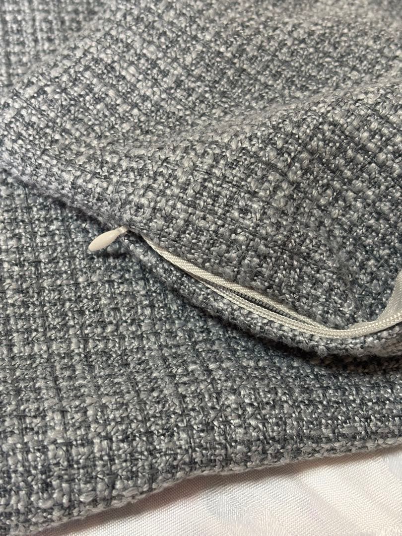 未使用　日本製　カウチソファ2人掛け　合成皮革　グレー　クッション付き