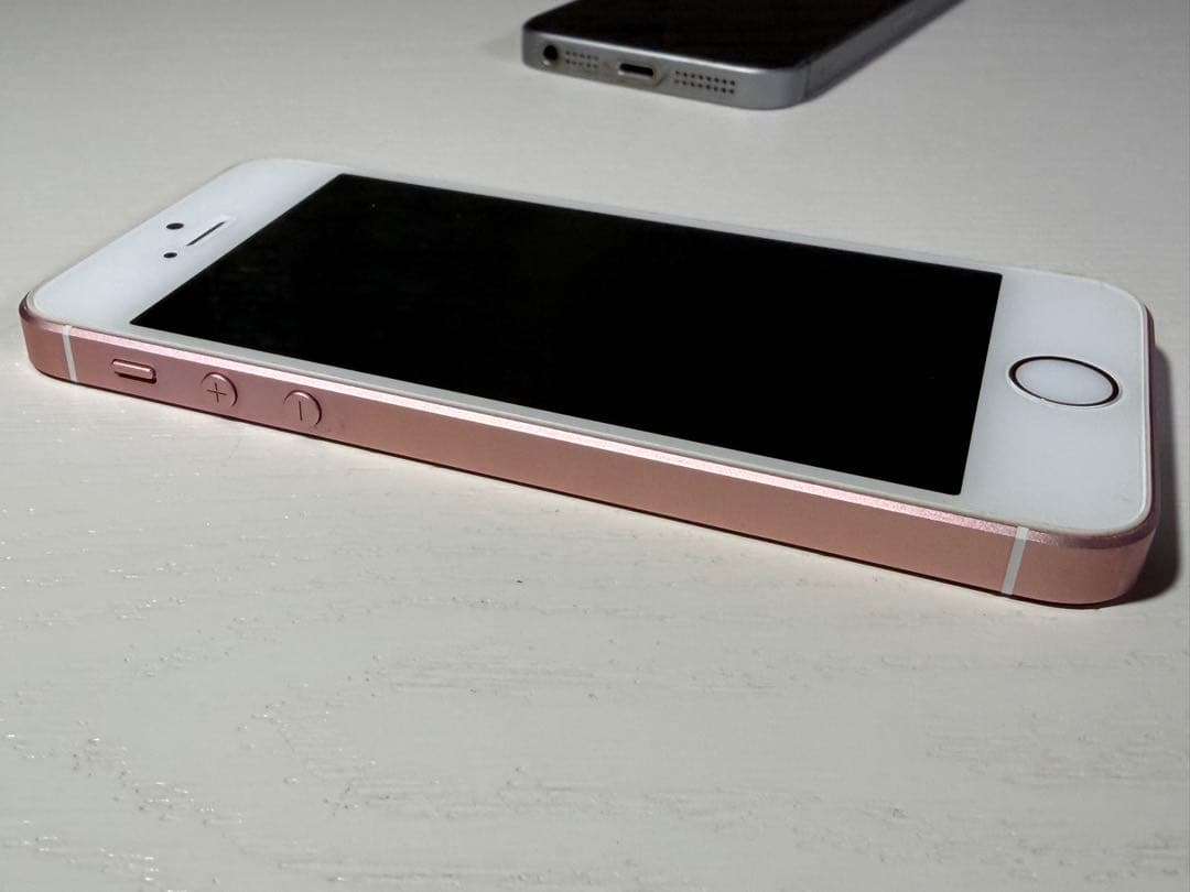 Apple スマホ iPhone SE 2台 A1723 シルバー ピンク