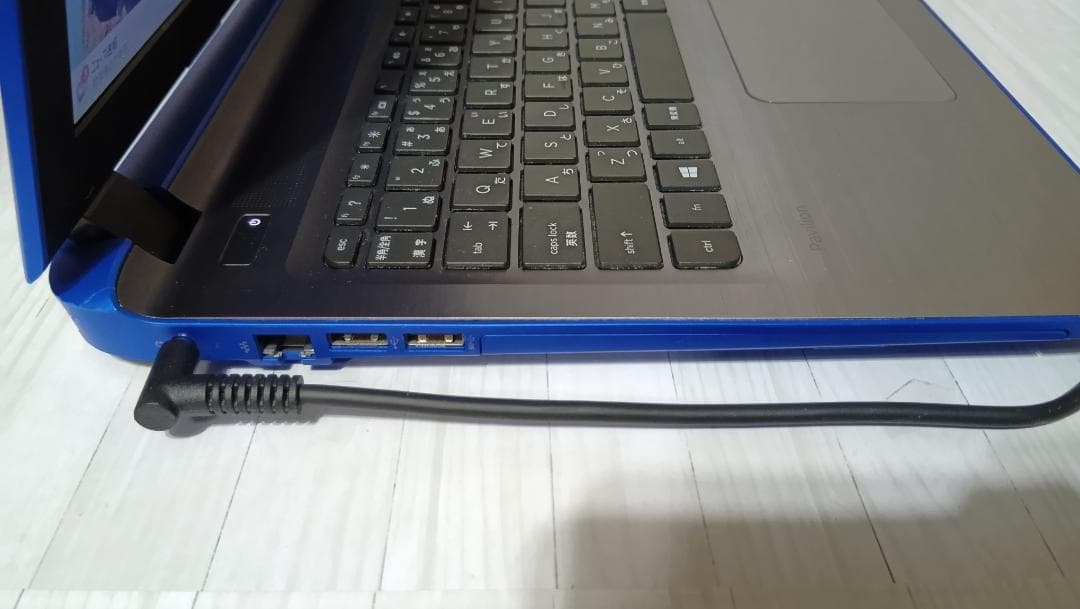 hp pavilion 15-ab027TU 5世代i5