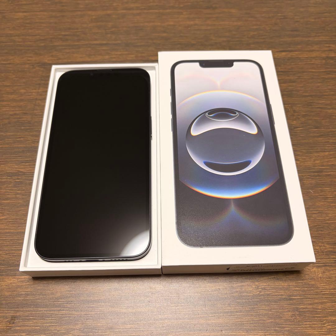 iPhone16e 128GB ブラック SIMフリー 美品　本体　新古品