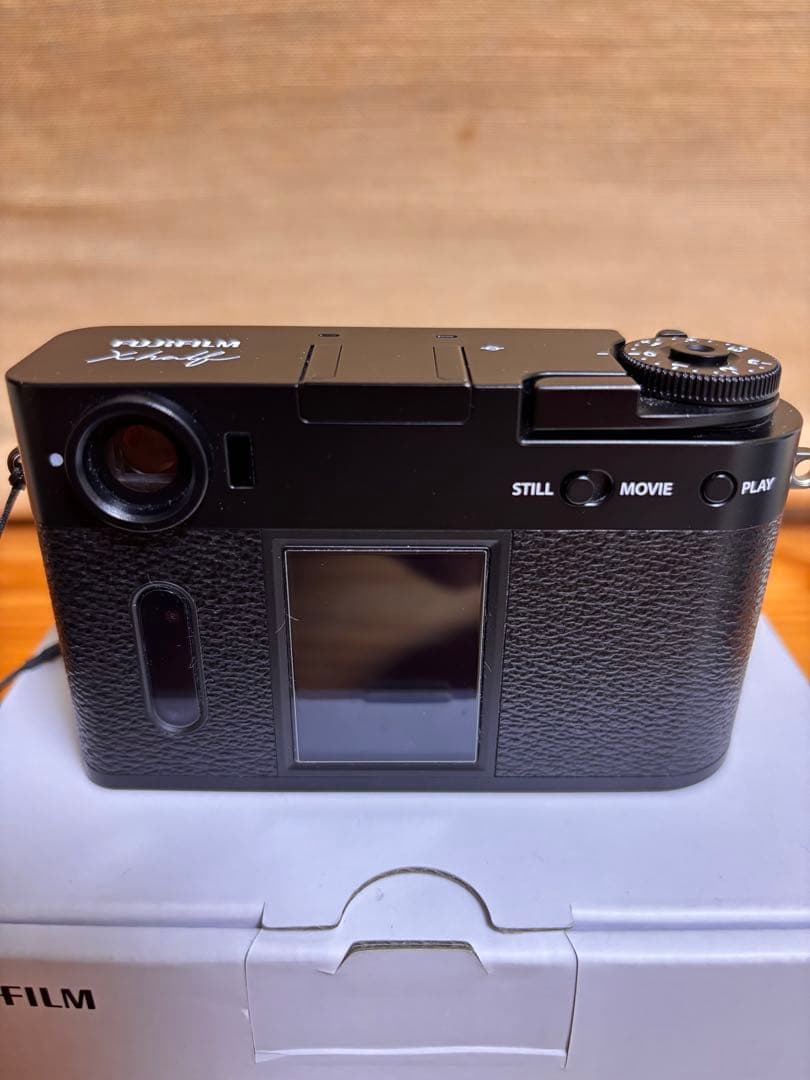 FUJIFILM X half ブラック　一年保証付き