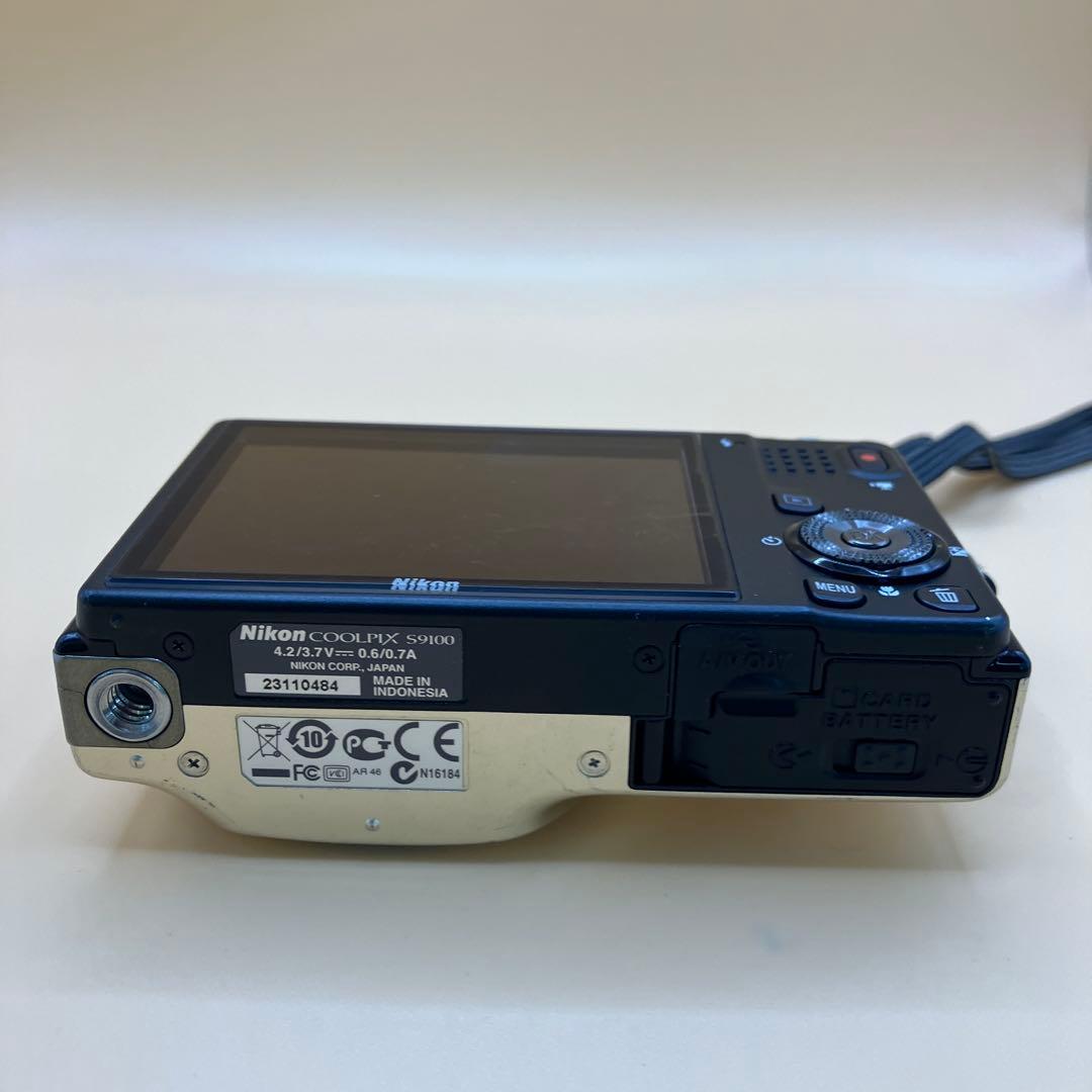Nikon COOLPIX S9100 デジカメ B209