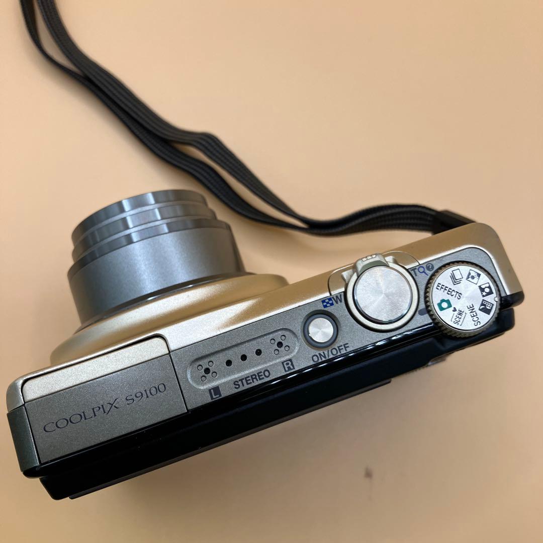 Nikon COOLPIX S9100 デジカメ B209